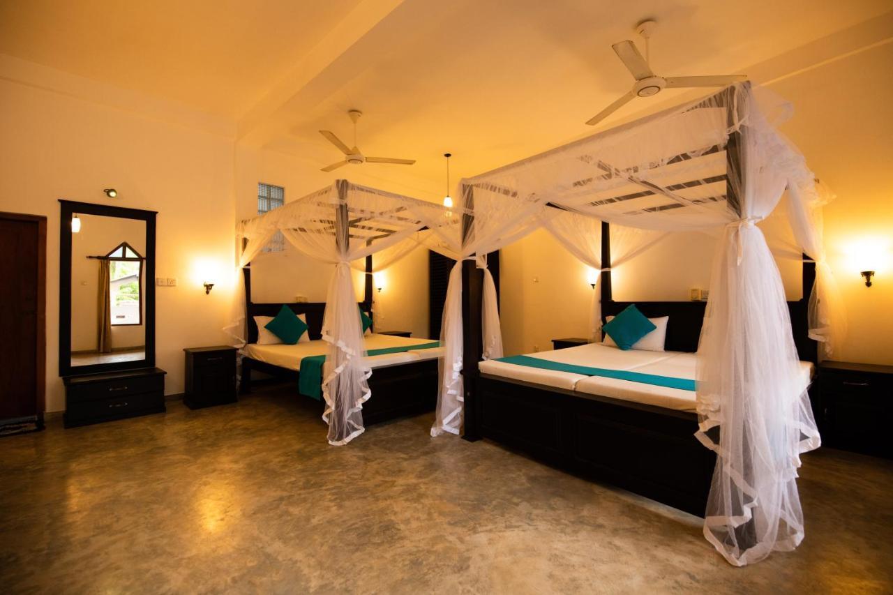 International Beach Hotel & Restaurant Hikkaduwa Εξωτερικό φωτογραφία