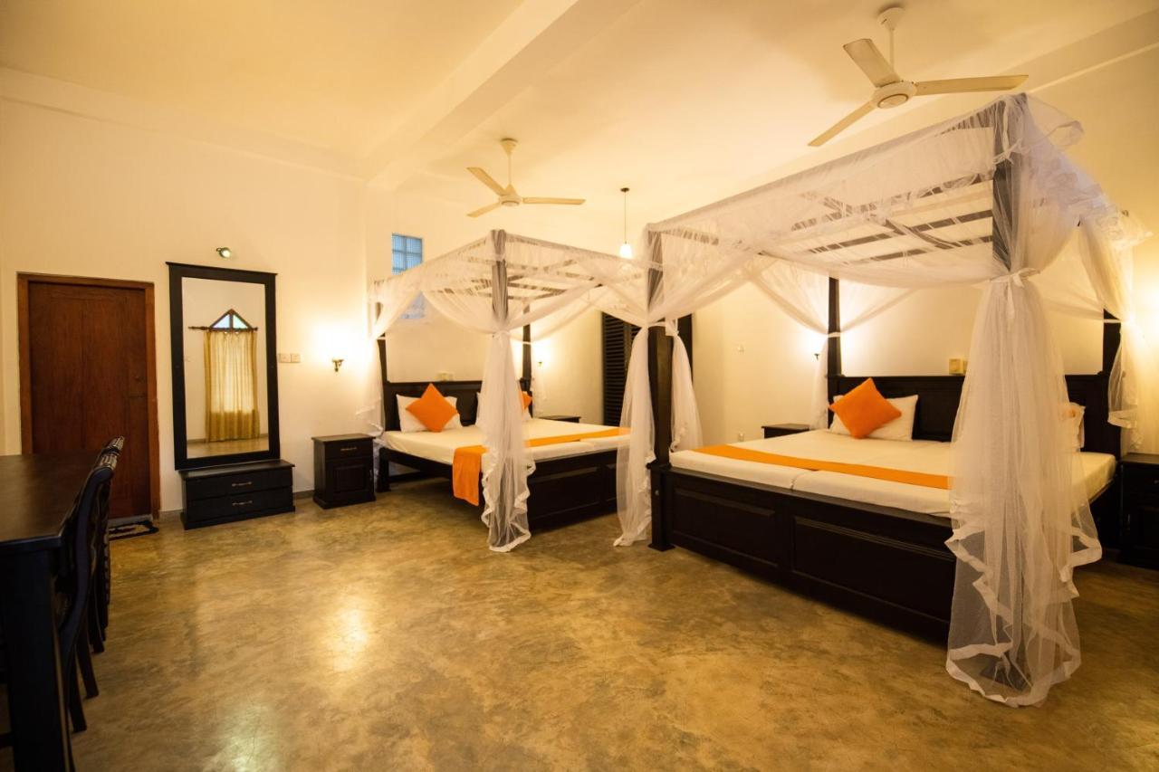 International Beach Hotel & Restaurant Hikkaduwa Εξωτερικό φωτογραφία