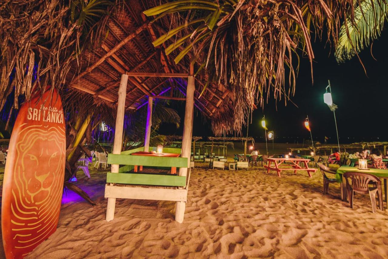 International Beach Hotel & Restaurant Hikkaduwa Εξωτερικό φωτογραφία