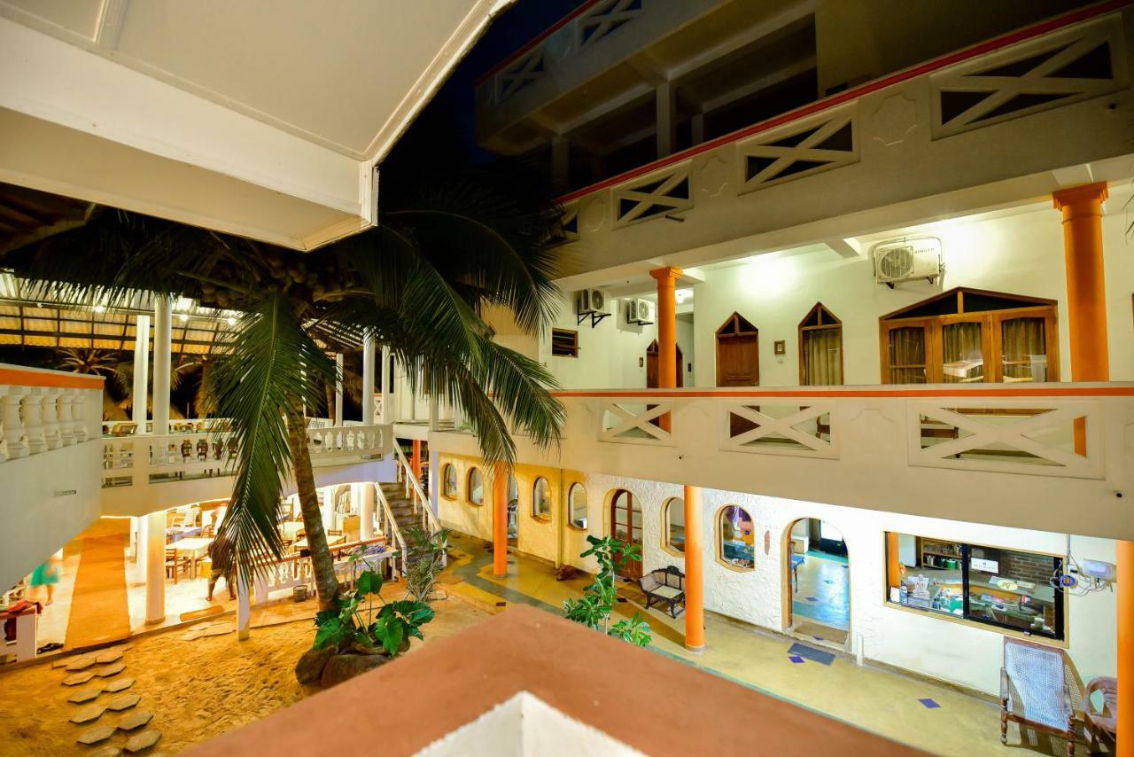International Beach Hotel & Restaurant Hikkaduwa Εξωτερικό φωτογραφία