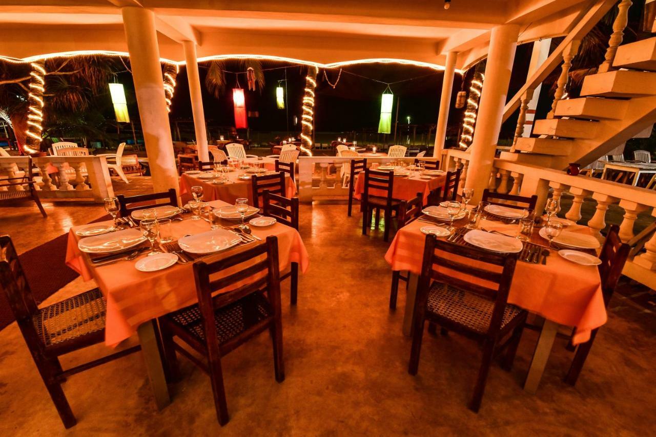 International Beach Hotel & Restaurant Hikkaduwa Εξωτερικό φωτογραφία