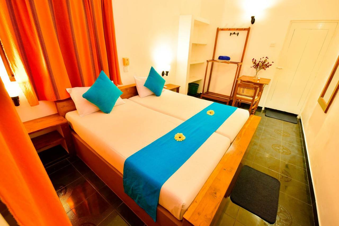 International Beach Hotel & Restaurant Hikkaduwa Εξωτερικό φωτογραφία